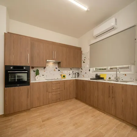 Near Center 1 Bedroom Flat 아파트 *