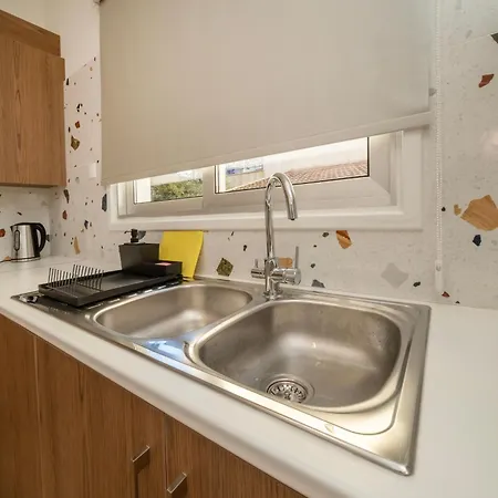 Near Center 1 Bedroom Flat Апартаменты